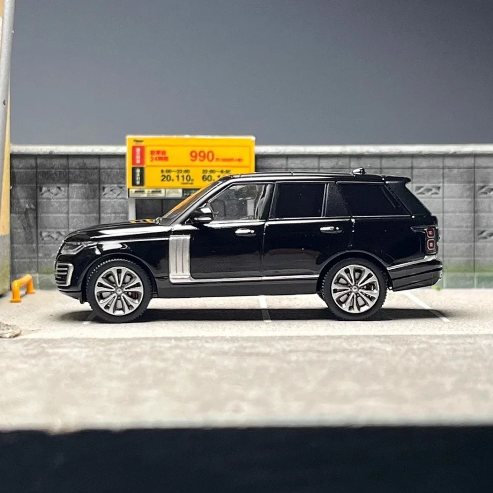 MASDI 1/64 Scale Land Rover Range Rover 2020 Black